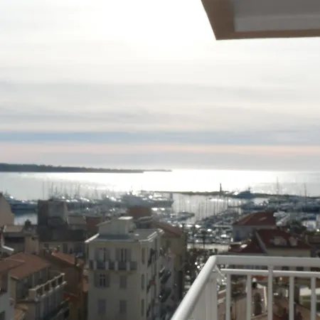 Marie Antoinette Deluxe Apartment Cannes